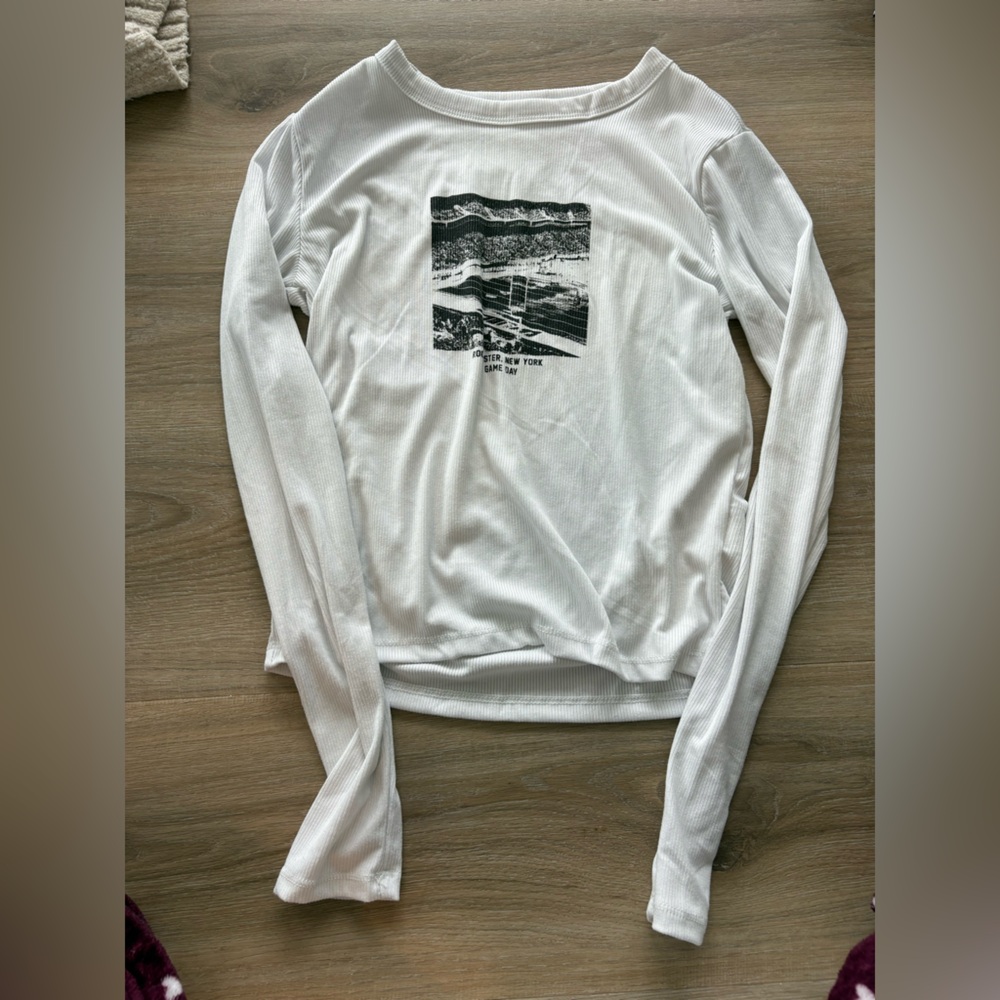 Graphic long sleeve